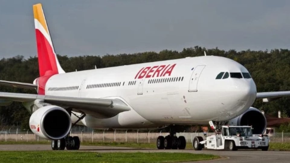 ¿Adiós a Madrid? Iberia Le Dice Adiós a Cuba y la Isla se Queda Más Sola