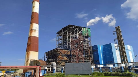 ¡Pueblo, coge candela! ¡A Cuba le quedan 15 días de petróleo… o menos!