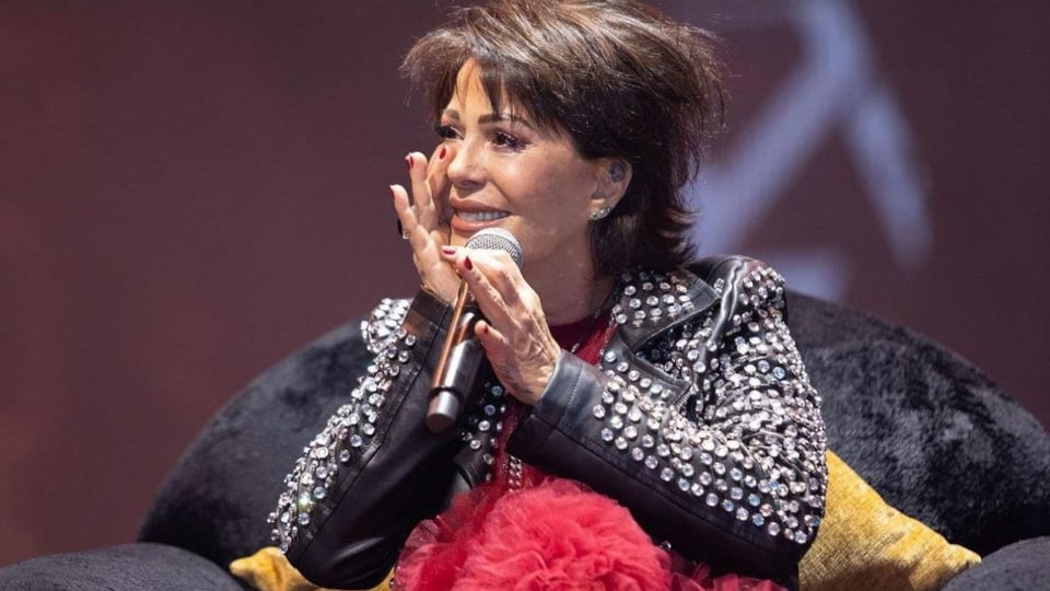 Alejandra Guzmán se lesiona la cadera en concierto en Veracruz