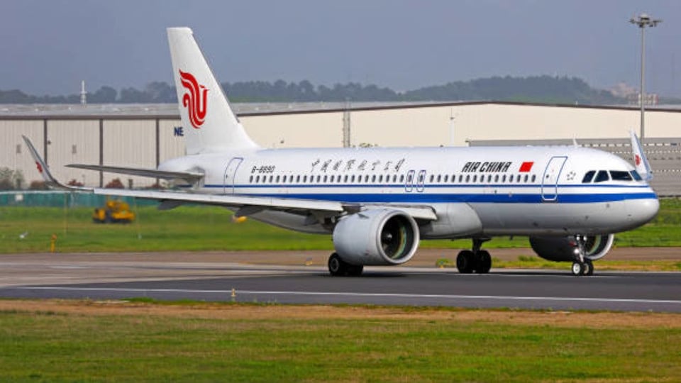 ¿Bochinche en el aire? Vuelos España-Cuba cancelados dejan pasajes a precio de oro y viajeros pegados en la isla