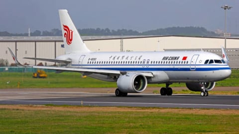 Caos Aéreo entre España y Cuba: Pasajeros Varados y Billetes Disparados