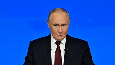 Putin ofrece condonación de deudas a cambio de servicio militar en Ucrania
