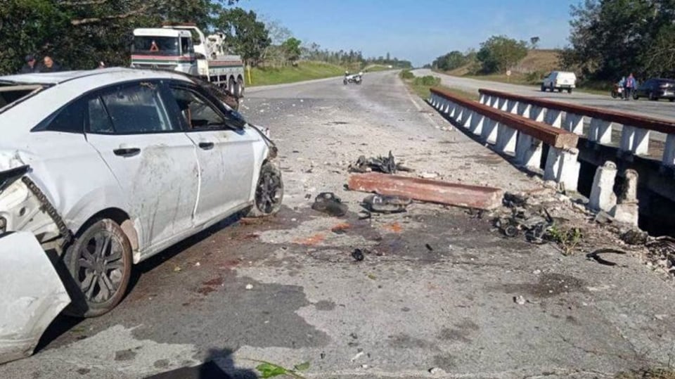 ¡Tremendo Bochinche Vial! ¿El chofer es el culpable o la calle está de relajo?