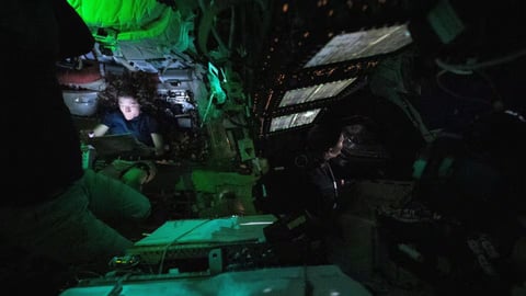 Artemis II: Astronautas en su punto más cercano a la Luna en más de 50 años