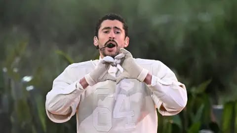 Investigan a Bad Bunny, la NFL y NBC por Show del Super Bowl 2026