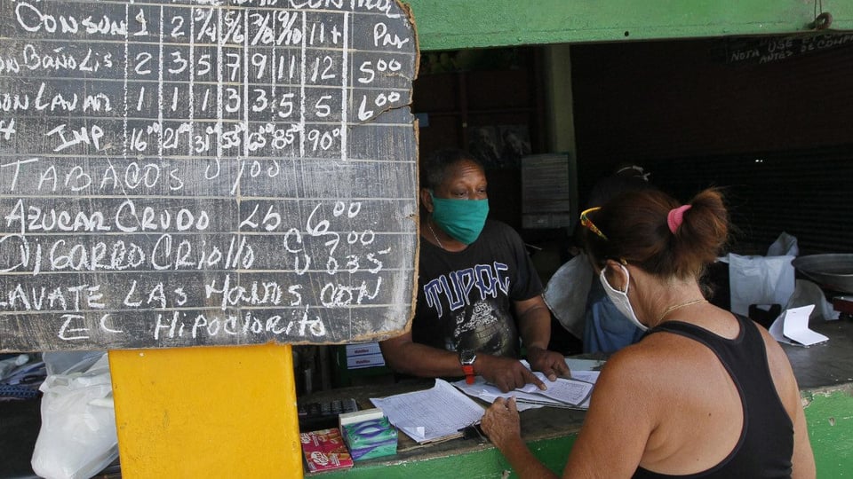 ¿Y la ayuda de México? La reparten a cuenta gotas en Cuba