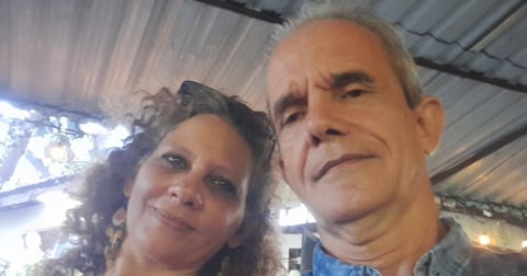 Escritor Cubano Busca Asilo en España Tras Persecución