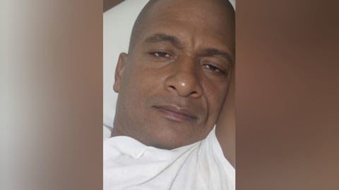 ¡Escándalo en Combinado del Este! Preso político Alexander Martínez, ¿brutalmente golpeado y en estado crítico?