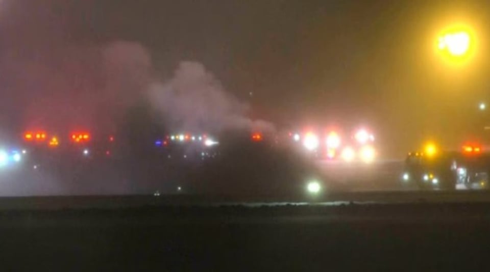 Avión privado se estrella en Maine durante tormenta de nieve con ocho a bordo