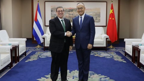 Cuba en la Ruta de Asia: Canciller Rodríguez Toca Puertas en Pekín y Hanói