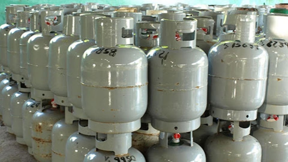 ¿Bala de Gas en Dólares? ¡Entrega el Vacío o No Hay Na' en Cuba!