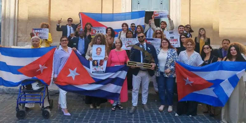 ¿Y tú supiste? ¡Senado italiano se codea con activistas cubanos por derechos humanos y líos en la Isla!