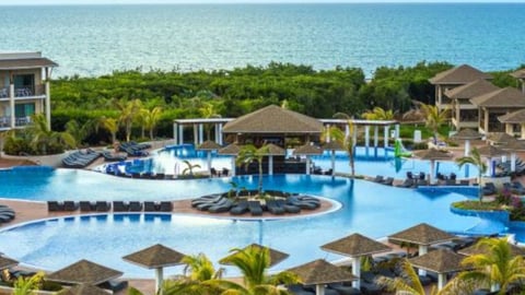 Cayo Santa María: Miles de Trabajadores Sin Salario por el Cierre de Hoteles