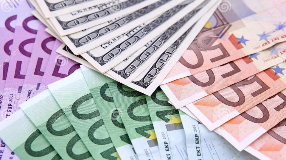 ¿El Dólar y el Euro se salieron de control en Cuba? El Mercado Negro los tiene por las nubes