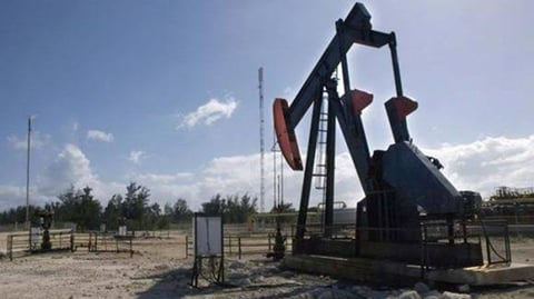 ¿Y el petróleo pa' cuándo? Cuba abre la puerta (con miedito) a los extranjeros pa' ver si sale algo