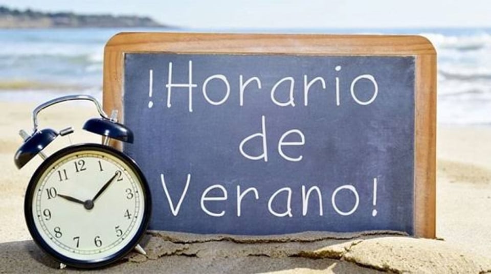 ¡Cuba se queda con la hora adelantada! Culpan al 'bloqueo' por más apagones