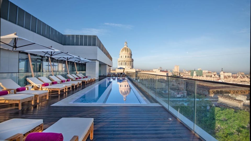 ¡Bochinche Gordo! ¿Los hoteles con luz y el pueblo a oscuras?