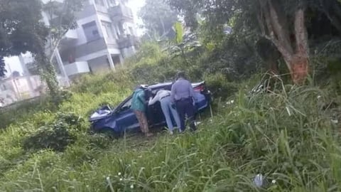 ¡Ay, Las Guásimas! Carro sale volando y la madrugada se tiñe de luto. ¡Pa' que tú veas!