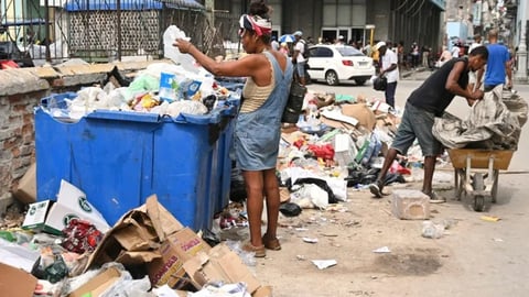 La Habana del Desasosiego: Cuba Lucha Contra Apagones y Escasez