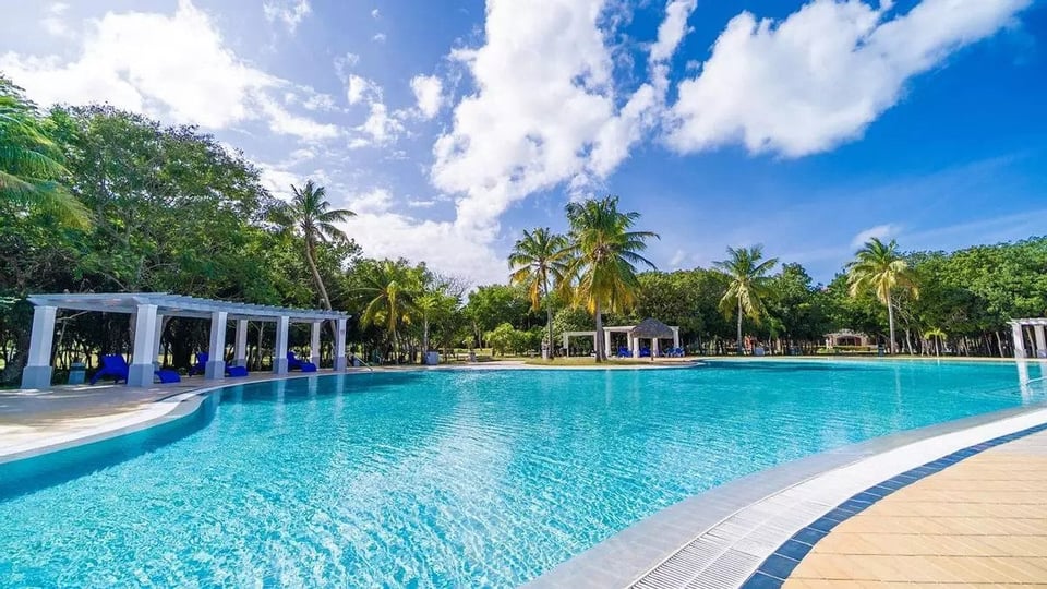 ¿Y los hoteles? Cadena Blue Diamond se bota de Cuba y se lleva sus marcas