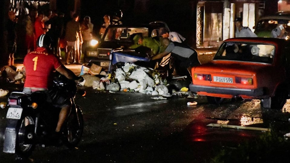 ¿Y tú viste eso? ¡Cuba se levanta a cacerolazos contra el apagón eterno!