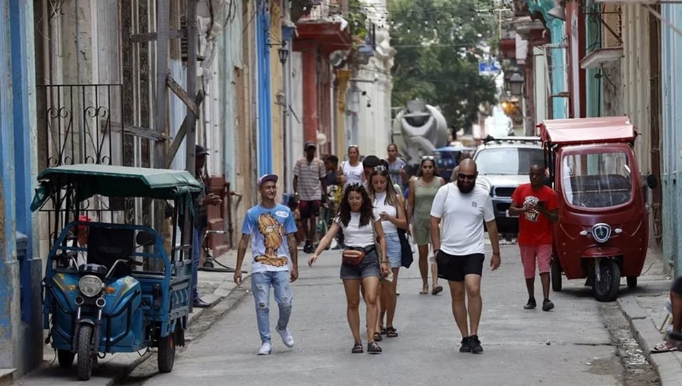 ¡Tremendo bochinche! ¡El mundo avisando: "¡No pises Cuba, que no hay ni chispa!"