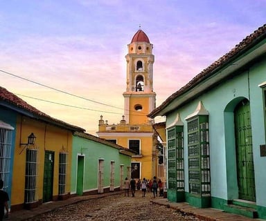 Cuba Abre Puertas: Familias Podrán Comprar Viviendas Estatales a 30 Años