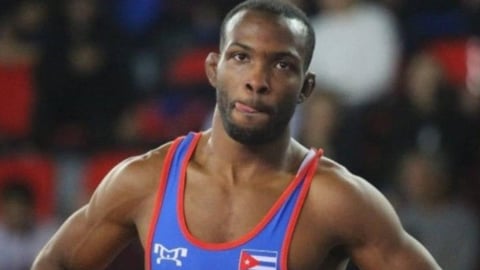 Jueza en EE.UU. frena a luchador cubano Reineri Ortega; su futuro deportivo en el aire