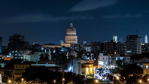 Luz en La Habana: ¿Coincidencia o Respuesta al Cacerolazo?