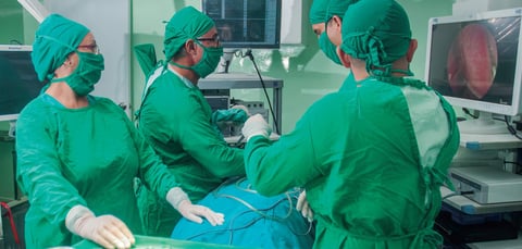 ¿Y a ti qué te pasa, Cuba? ¡Casi 100 mil sin operar por falta de luz y petróleo!