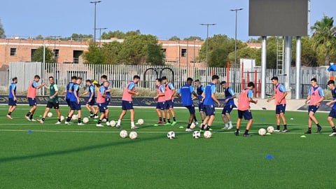 Polémica en Cuba: Jóvenes futbolistas deben pagar hasta 1.100 euros por probarse para la selección nacional