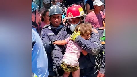 ¿La Niña Milagro de Cali? ¡Rescatada con Vida Tras Más de 100 Horas Debajo del Escombro!