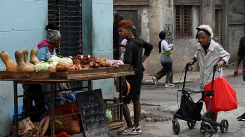 Crisis en Cuba: Ocho de cada diez cubanos se saltan comidas por falta de recursos