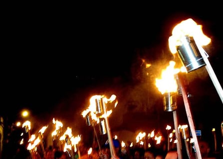 ¡¿Tú sabes lo último?! ¡Le apagaron el replay al béisbol por un desfile!