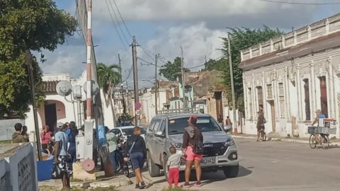 Adulto Mayor Fallece Tras Desplomarse en Parque de Terminal de Ómnibus en Matanzas