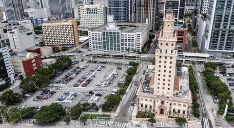 Demandan la Biblioteca Presidencial de Trump en Miami por Conflictos de Interés