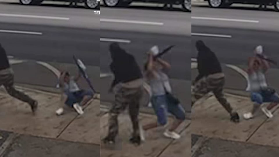 ¿Qué Fuerte! Le Dan Tremendo Golpe en la Calle Ocho a una Señora y Nadie Sabe Por Qué