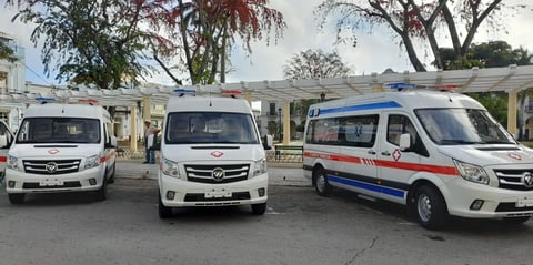 ¡Matanzas en ambulancia a paso de jicotea! ¡Pobre del que se enferme!