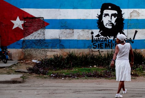 Campaña "Mi Certificación Electoral" Busca Impulsar Transición Democrática en Cuba