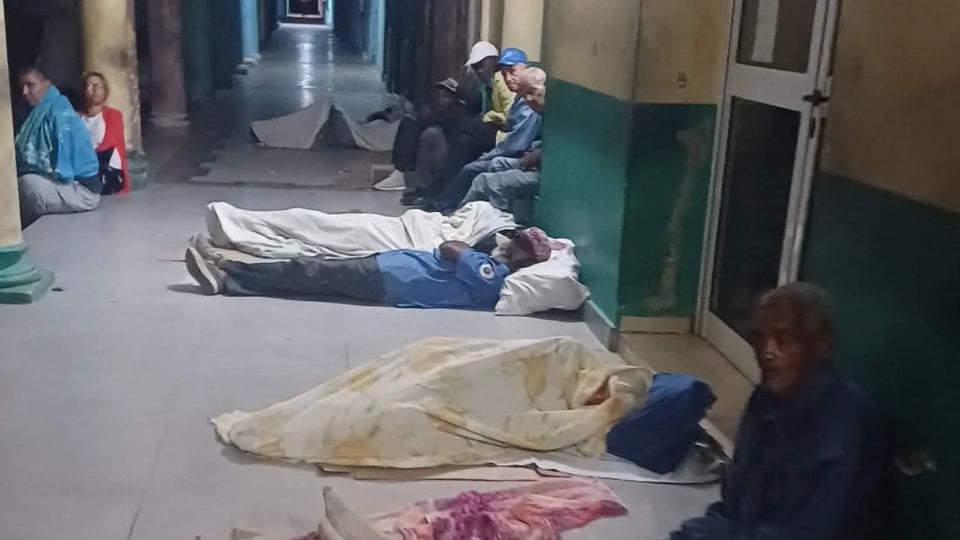 ¿Con Poca Plata? ¡A Dormir en la Calle por la Pensión en Camagüey!