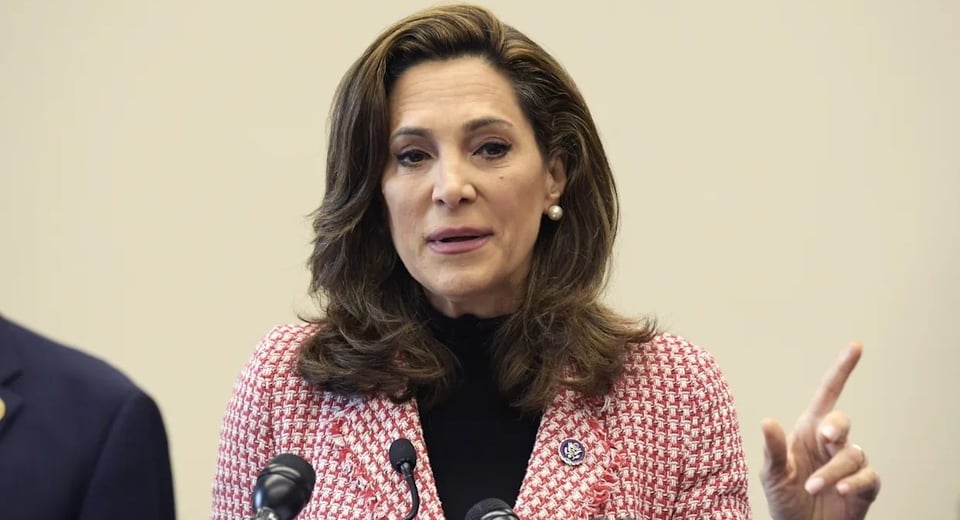 ¿Tú Supiste? Inmigrantes en EE.UU. se echan pa'lante con Ley de Dignidad, ¡y hasta Trump y Biden están metidos en el chisme!