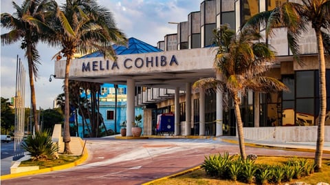 ¿Se acabó el billete cubano? Meliá se va y deja pérdidas millonarias