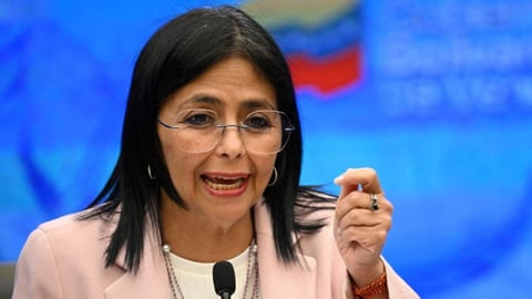 EE.UU. prepara posible acusación contra Delcy Rodríguez por corrupción