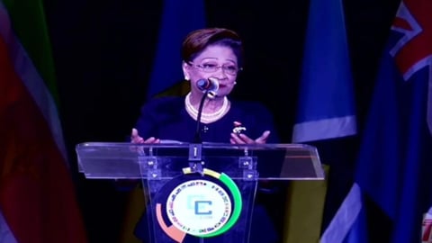 Trinidad y Tobago Denuncia la Dictadura Cubana en el CARICOM