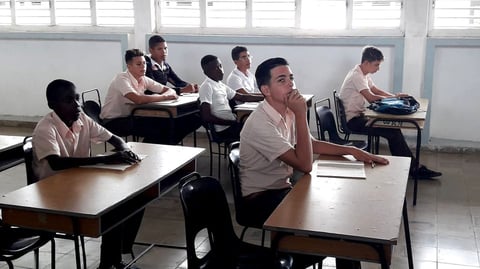 Cuba adelanta fin de curso escolar por grave crisis energética