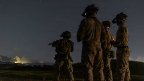 Marines de EE.UU. realizan ejercicios nocturnos en Puerto Rico en medio de crecientes especulaciones sobre Cuba