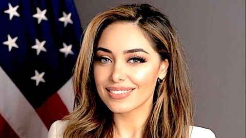 Blowouts and Border Bans: Salon Supremo Takes Over U.S. Visa Desk!