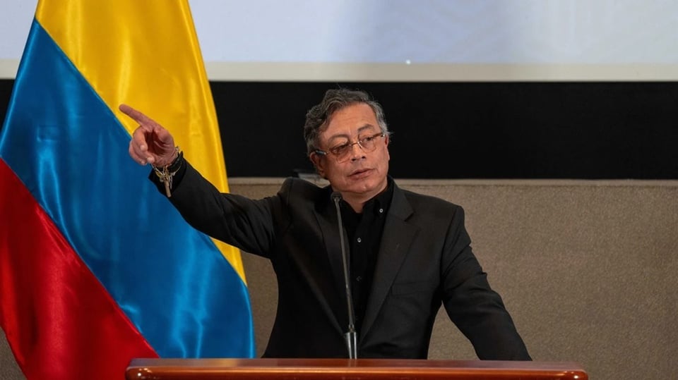 Suspensión Provisional de Petro: Investigación Electoral Sacude Colombia