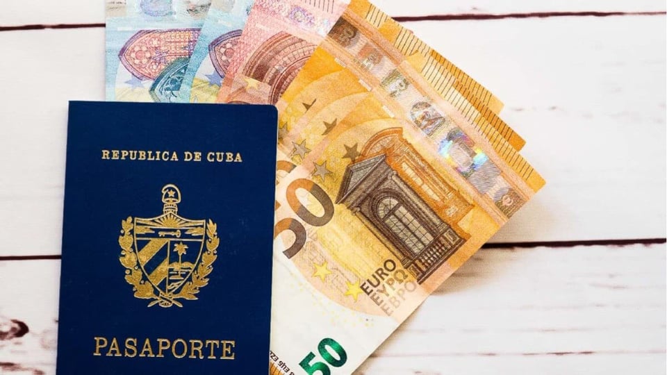 ¿Pa' España con La Tía Castilla y León? ¡El Viaje a tus Raíces te Sale Barato!