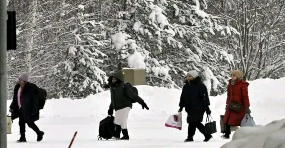 ¡Fuego en Rusia! ¿Cuatro cubanos buscando el frío y encontraron la candela?